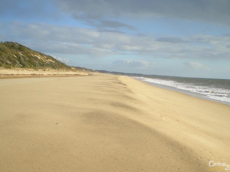 3 Naroona Drive, Dalyellup WA 6230