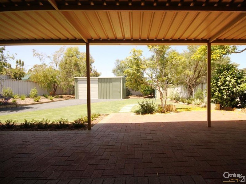 3 Crews Court, Withers WA 6230