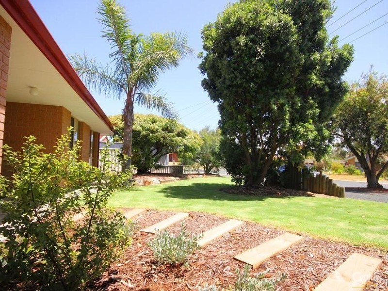 3 Crews Court, Withers WA 6230
