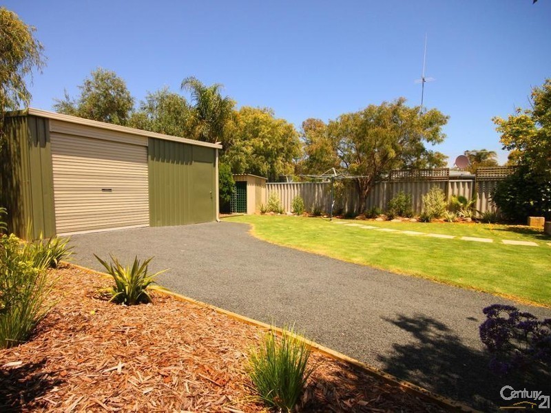 3 Crews Court, Withers WA 6230