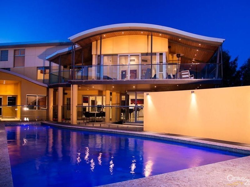 27 The Strand, Bunbury WA 6230