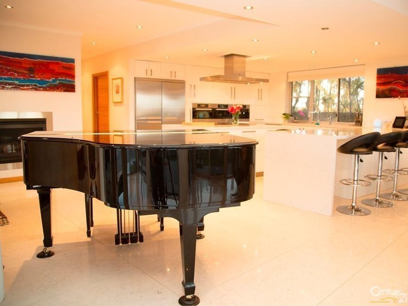 27 The Strand, Bunbury WA 6230