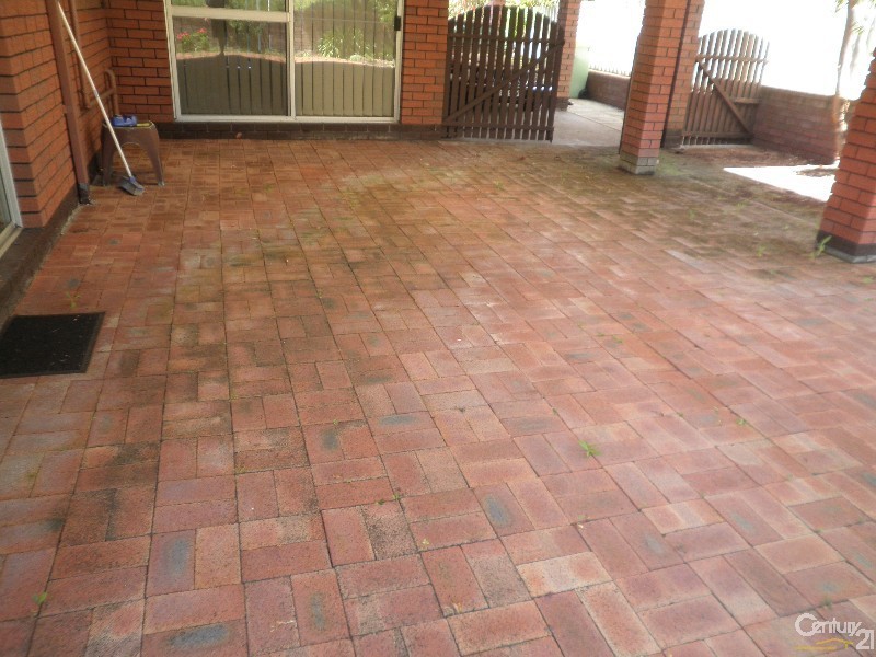 5 Saunders Street, Collie WA 6225