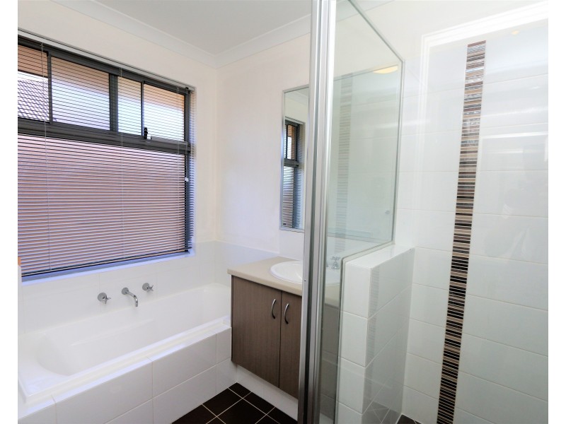 9 Tiffany Centre, Dalyellup WA 6230