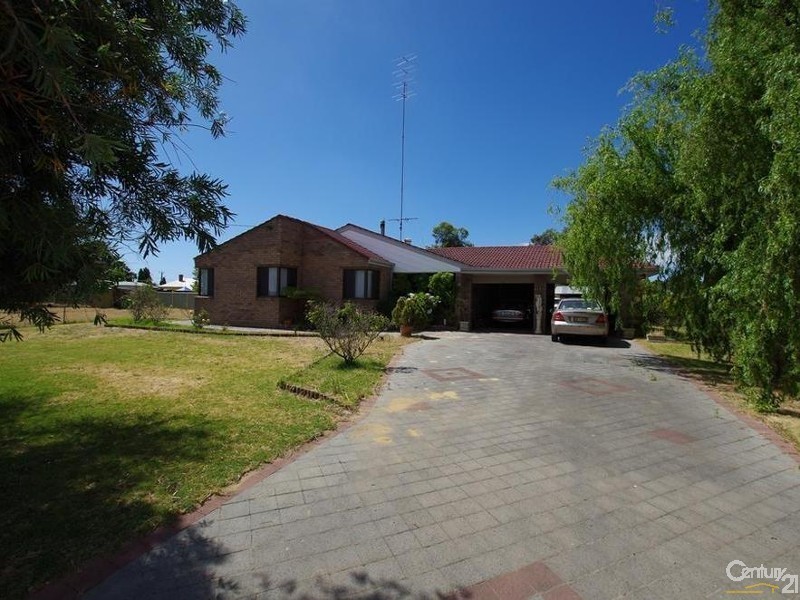 4 Clearys Road, Dardanup WA 6236