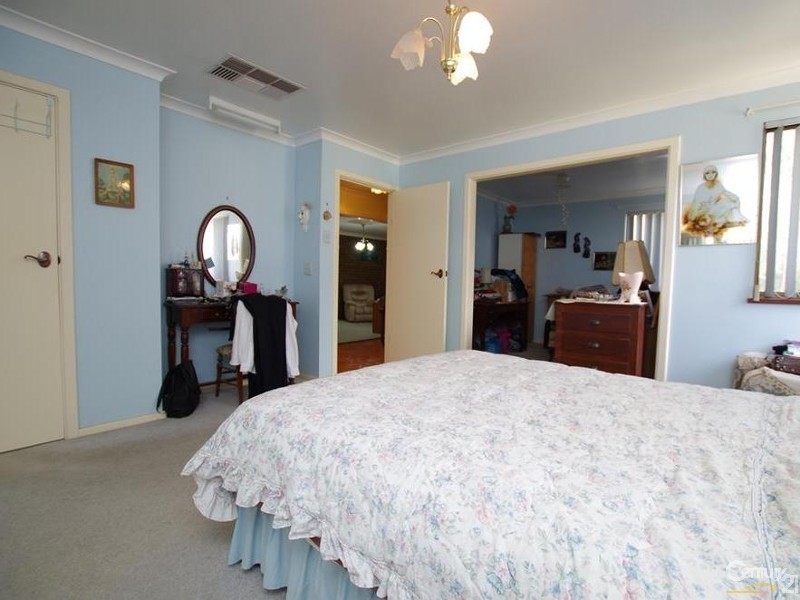 4 Clearys Road, Dardanup WA 6236