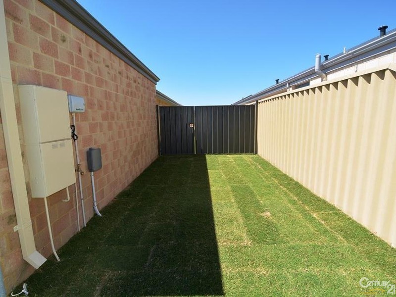 5 Oldfield Street, Millbridge WA 6232