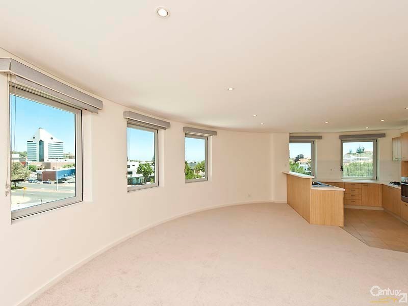 24/11 Casuarina Drive, Bunbury WA 6230