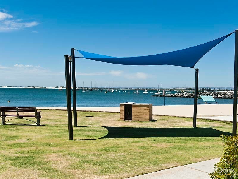 24/11 Casuarina Drive, Bunbury WA 6230