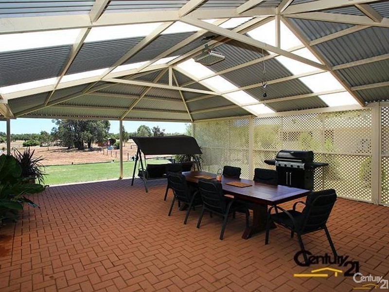 1 Hollyford Place, Dardanup West WA 6236