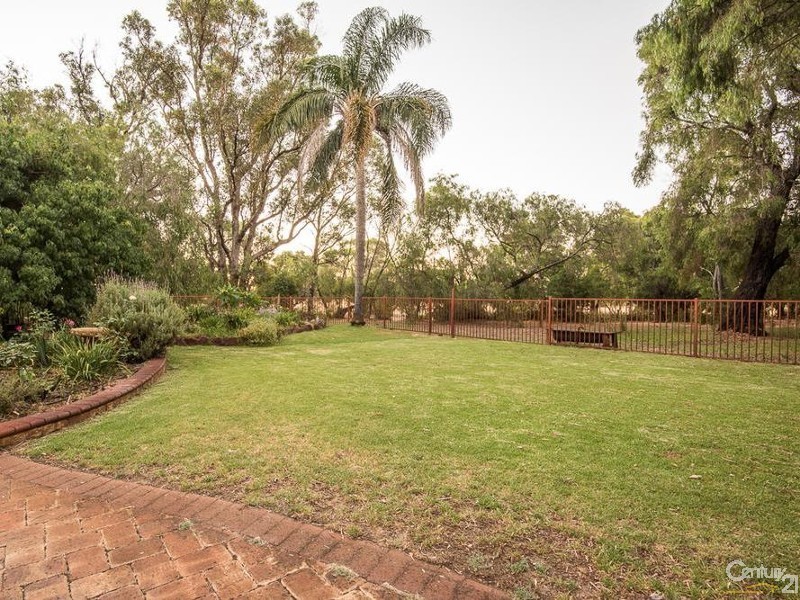 186 Mangles Road, Capel WA 6271