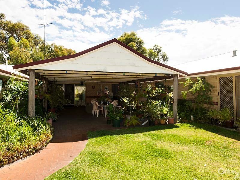 93 Elinor Bell Road, Leschenault WA 6233