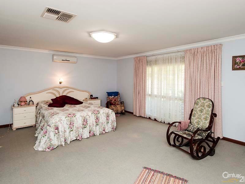 93 Elinor Bell Road, Leschenault WA 6233