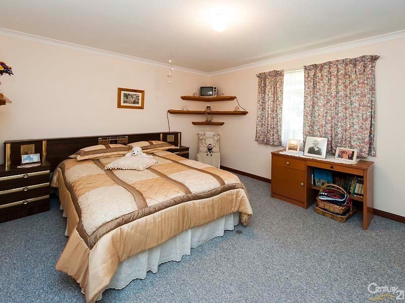 93 Elinor Bell Road, Leschenault WA 6233