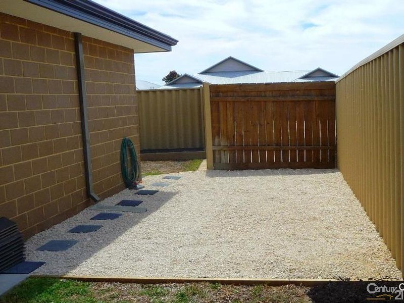 1 Flowerdale Court, Millbridge WA 6232