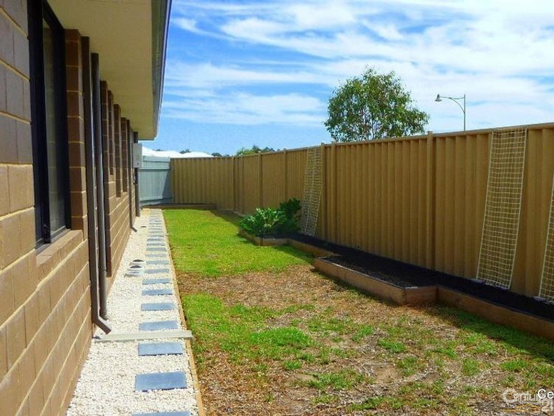 1 Flowerdale Court, Millbridge WA 6232