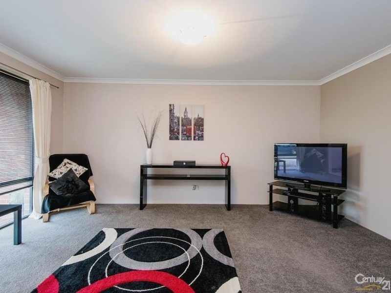 14 Golden Beryl Avenue, Australind WA 6233