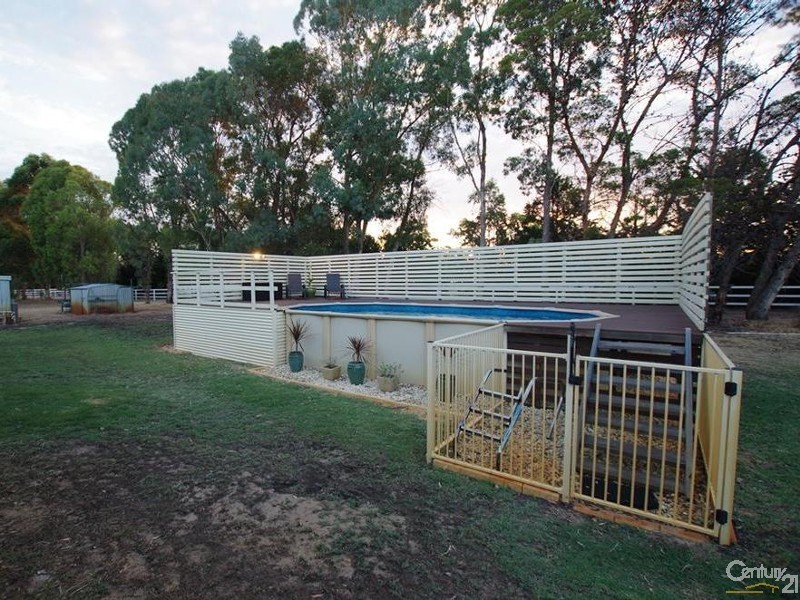 60 Ryelands Drive, North Boyanup WA 6237