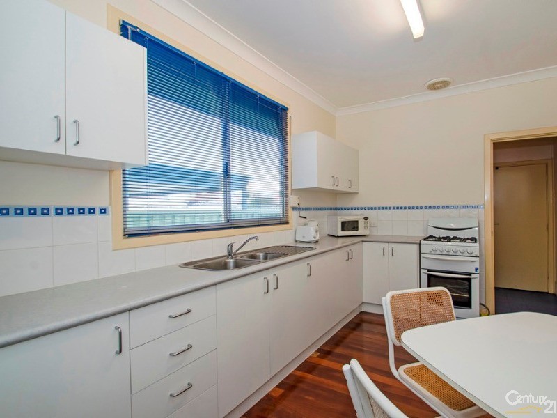 1/16 Flaherty Court, Carey Park WA 6230