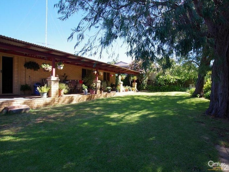 8 Coote Place, Usher WA 6230