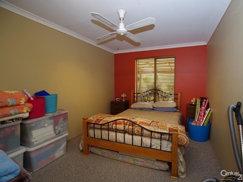 8 Coote Place, Usher WA 6230