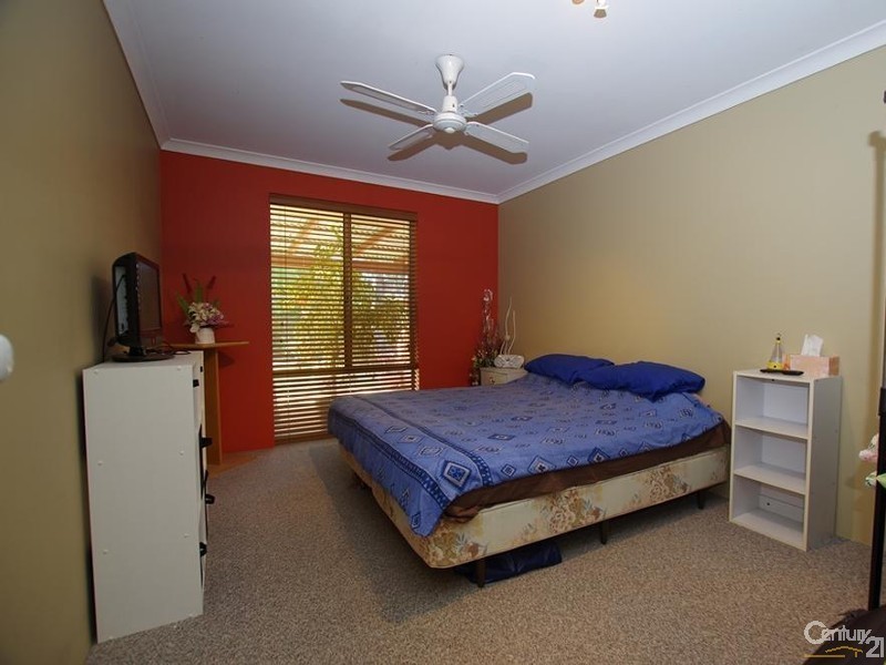 8 Coote Place, Usher WA 6230