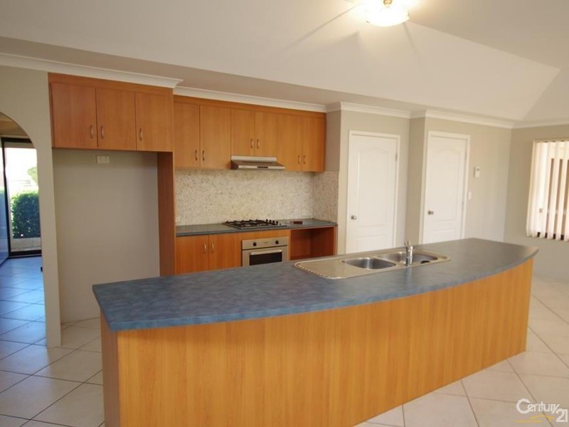 13 Melba Way, Dalyellup WA 6230