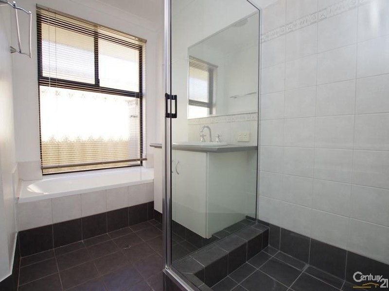 13 Melba Way, Dalyellup WA 6230