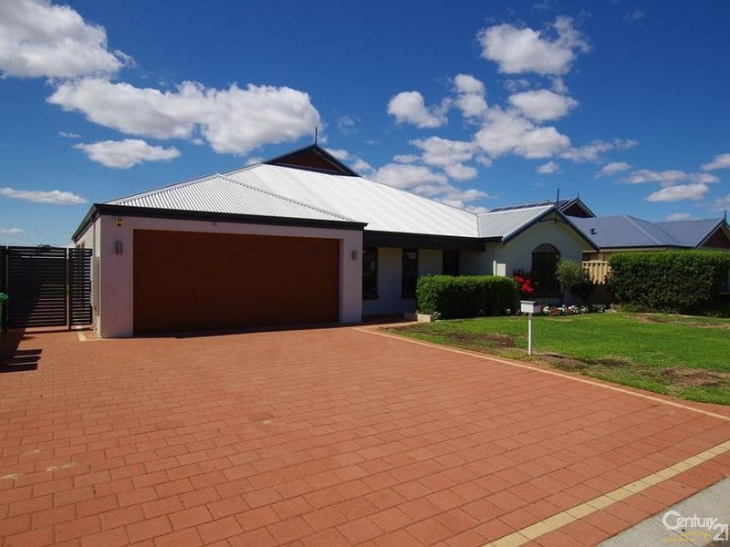 13 Melba Way, Dalyellup WA 6230