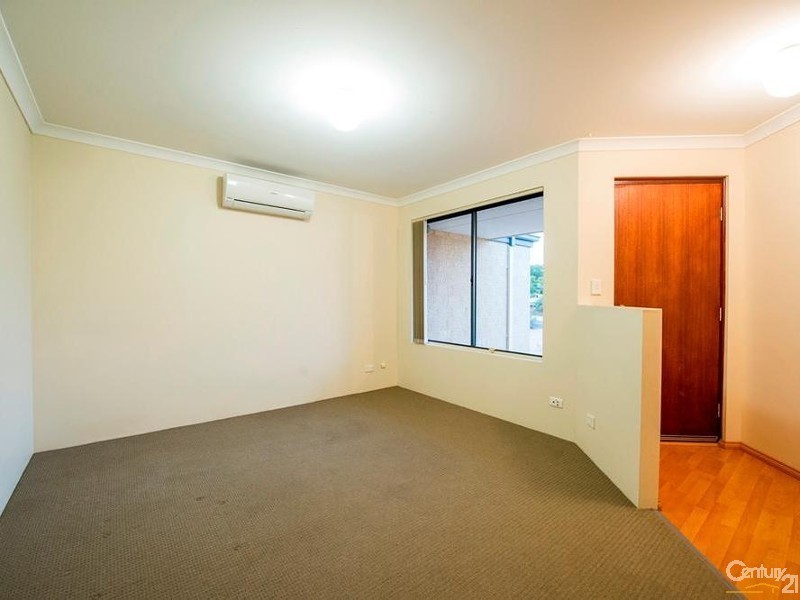 9 Hartog Road, Dalyellup WA 6230