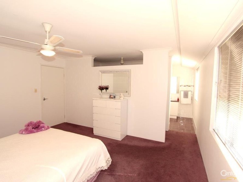 73 Wentworth Drive, Dalyellup WA 6230