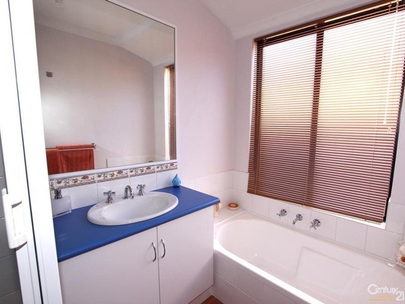 73 Wentworth Drive, Dalyellup WA 6230