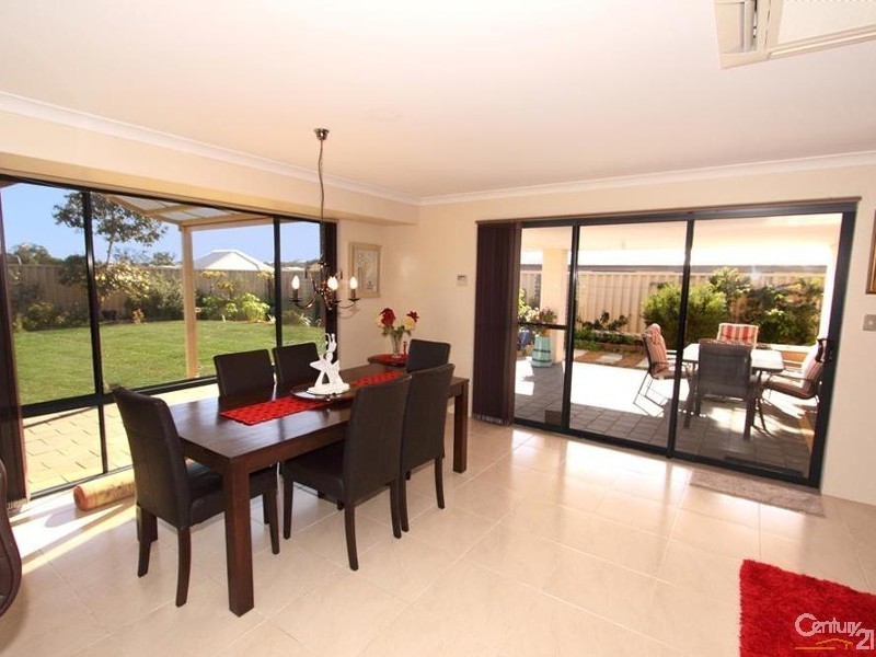 73 Wentworth Drive, Dalyellup WA 6230