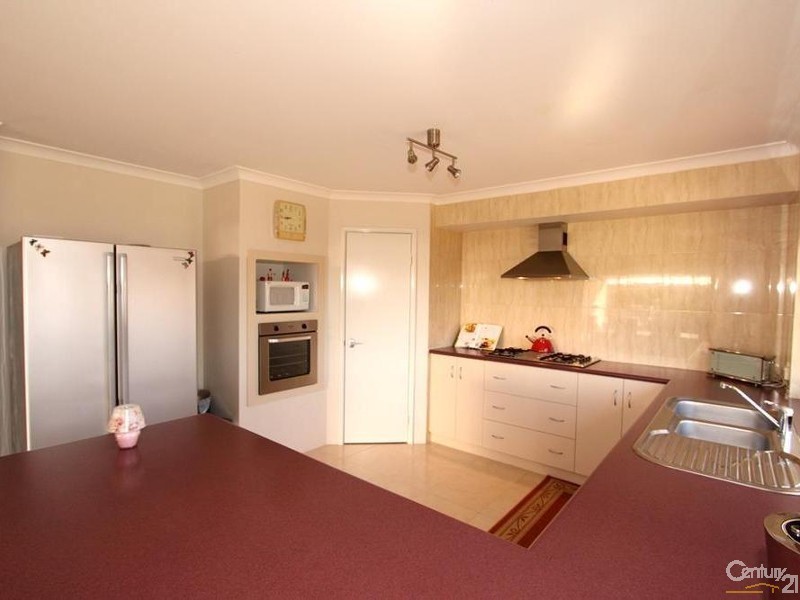 73 Wentworth Drive, Dalyellup WA 6230