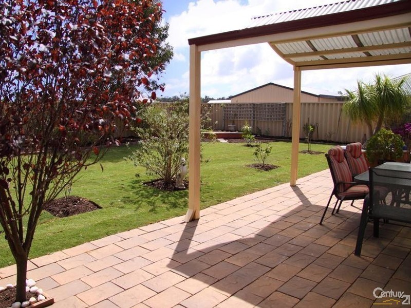 73 Wentworth Drive, Dalyellup WA 6230