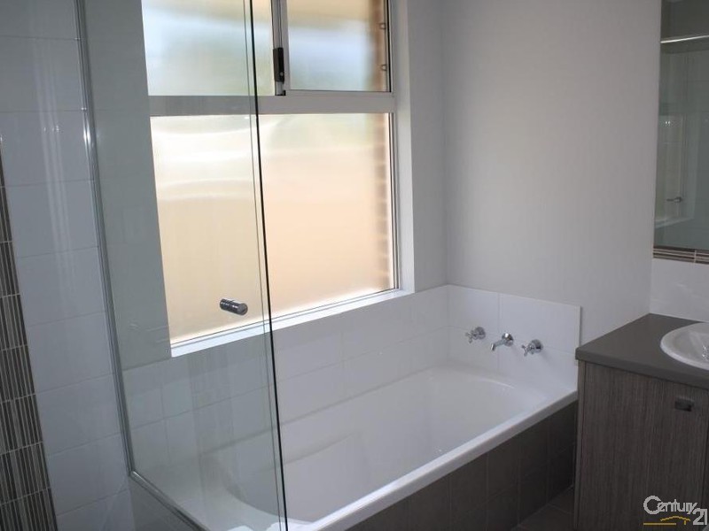 23B Lucy Victoria Ave, Australind WA 6233