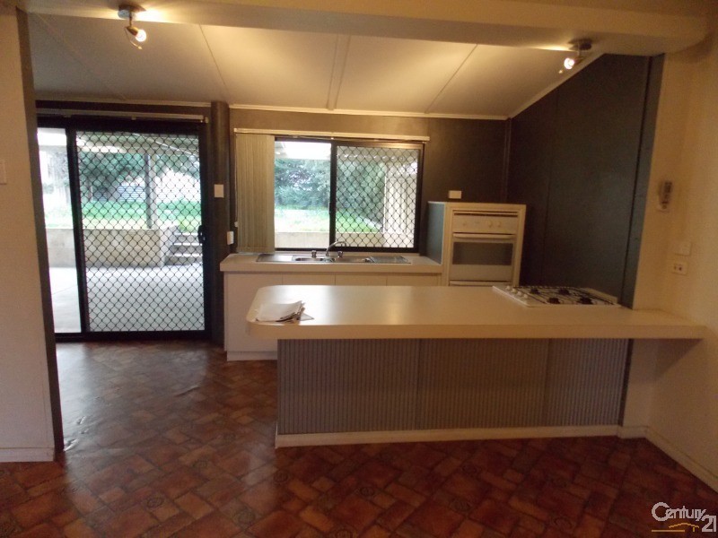 86 Johnston Street, Collie WA 6225