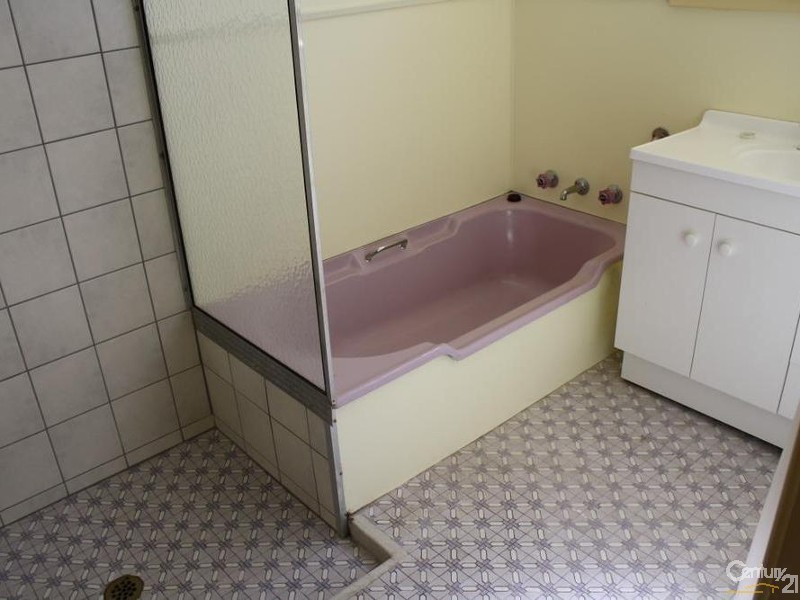 12 Lee Street, South Bunbury WA 6230