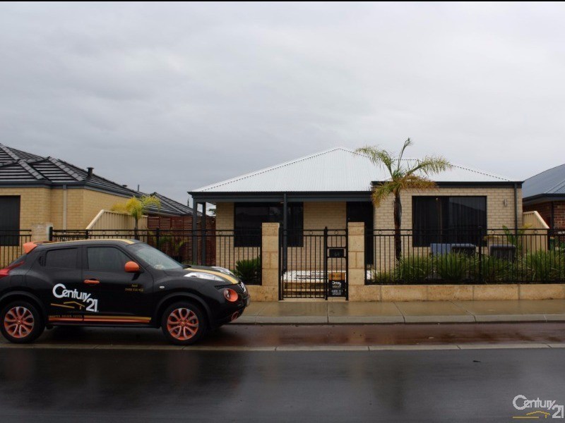 64 Murtin Road, Dalyellup WA 6230