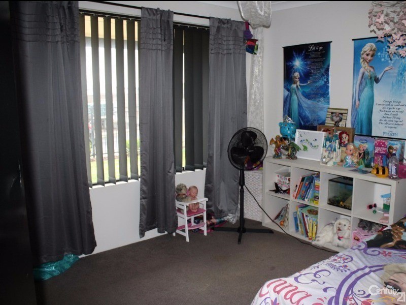 64 Murtin Road, Dalyellup WA 6230