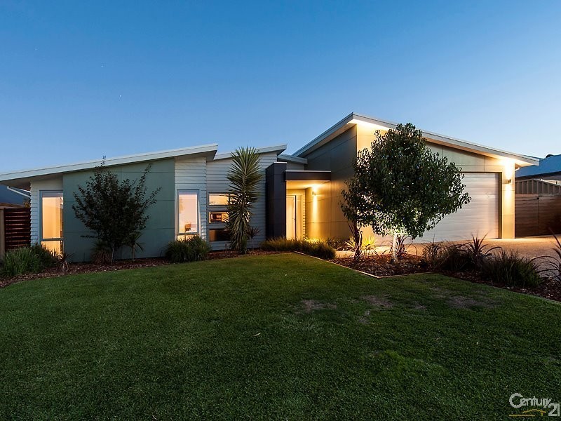 22 Nepean Turn, Millbridge WA 6232