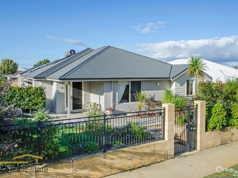 8 Oxley Pass, Dalyellup WA 6230