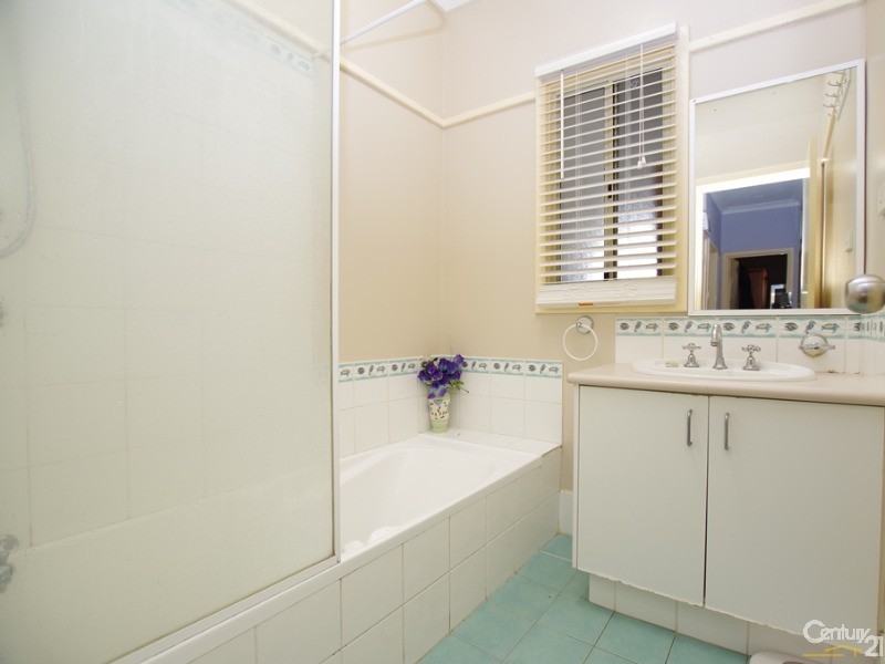 6A Absolon Street, Carey Park WA 6230