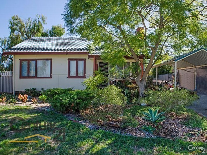 6 Boyalla Street, Carey Park WA 6230