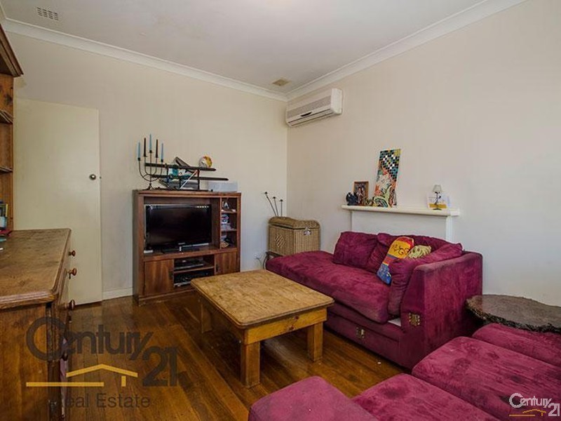 6 Boyalla Street, Carey Park WA 6230