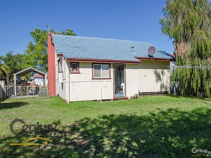 6 Boyalla Street, Carey Park WA 6230