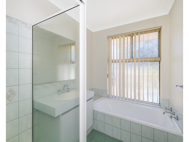 8 Laura Avenue, Australind WA 6233