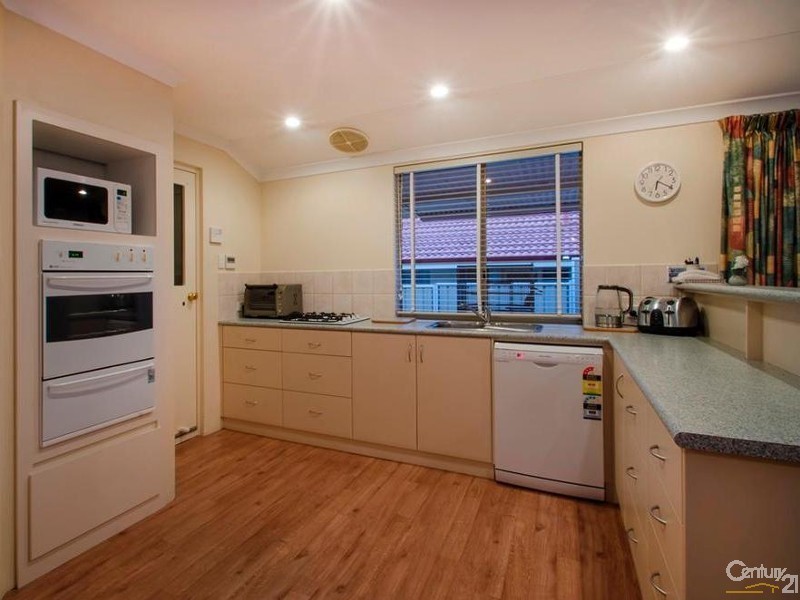 11 Lusitano Avenue, Eaton WA 6232