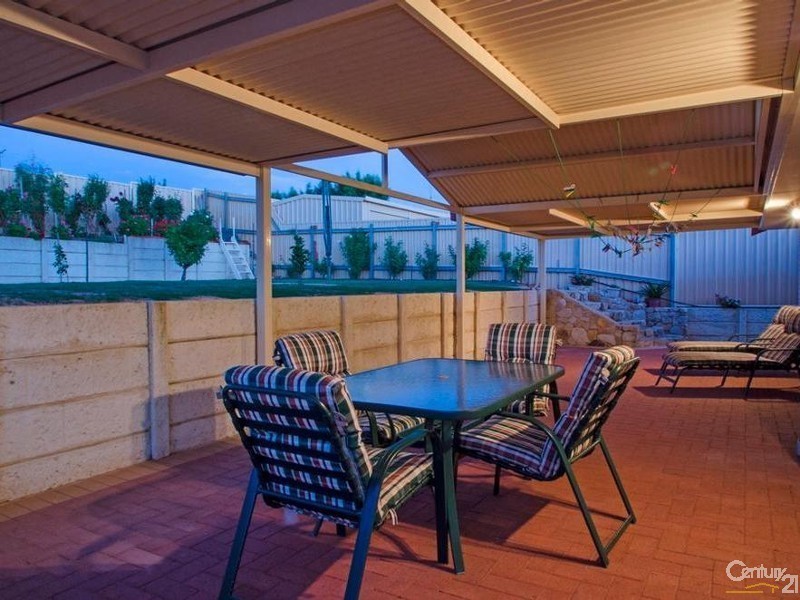 11 Lusitano Avenue, Eaton WA 6232