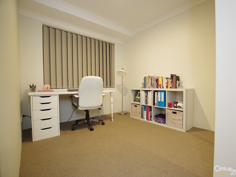 13 Advance Road, Dalyellup WA 6230